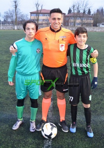 Harmanlık U14 ilk yarıda bitirdi