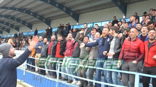 Harmanlıkspor zirvenin sahibi 3-0
