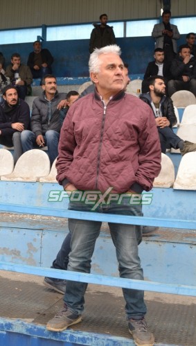 Harmanlıkspor zirvenin sahibi 3-0