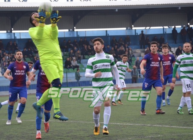 Harmanlıkspor zirvenin sahibi 3-0