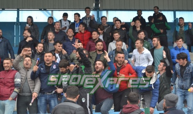 Harmanlıkspor zirvenin sahibi 3-0