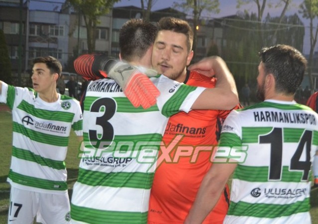 Harmanlıkspor zirvenin sahibi 3-0