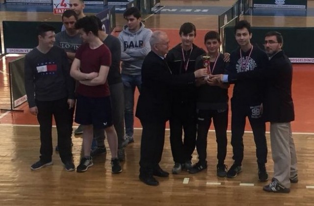 Hendek’te Masa Tenisi Şöleni