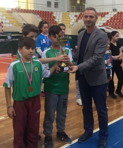 Hendek’te Masa Tenisi Şöleni