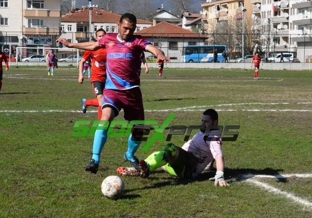 Hendek Akovaspor-Kaynarcaspor:8-0