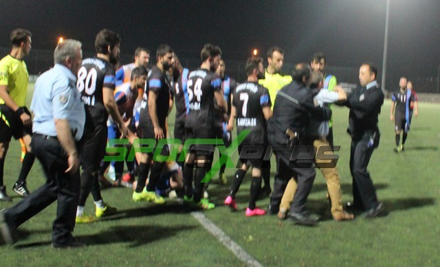 Olaylar çıktı ! Hakemlere saldırı önlenemedi..