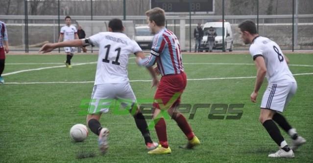 Taşburunspor-Hendek Gençlik:0-5