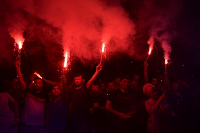 Hendekspor, şampiyonluğu kutladı