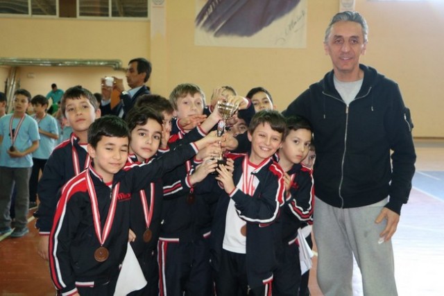 Minikler Hentbol finalleri sona erdi