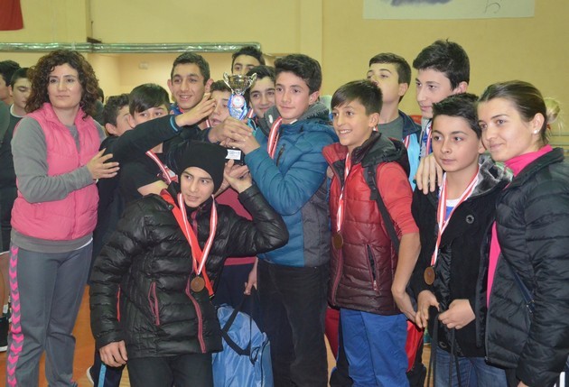 Yıldızlar Hentbol’da Şampiyon Üzeyir Garih