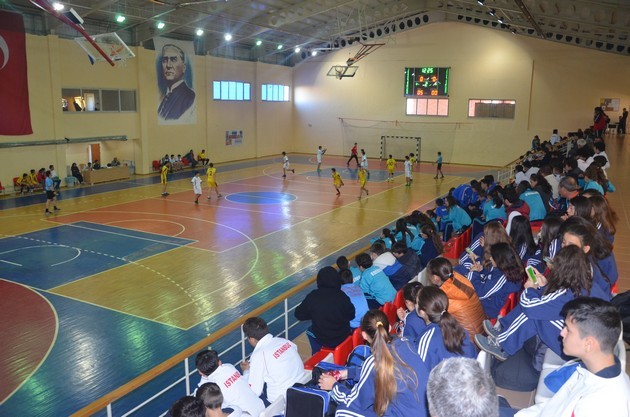 Anadolu Yıldızları Ligi Hentbol maçları başladı