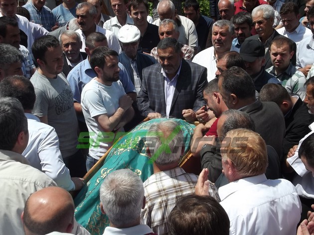 Hüseyin Kama gözyaşlarıyla toprağa verildi