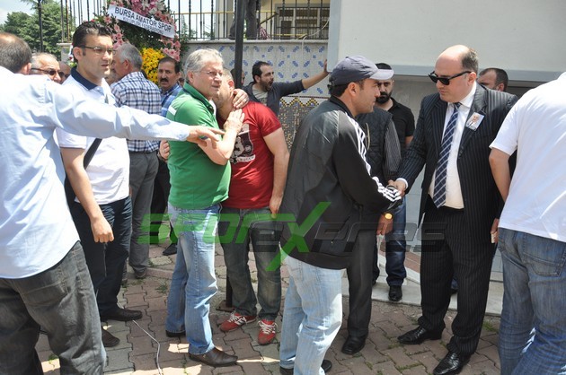 Hüseyin Kama gözyaşlarıyla toprağa verildi