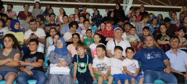 Sakarya İl Spor Merkezi açıldı