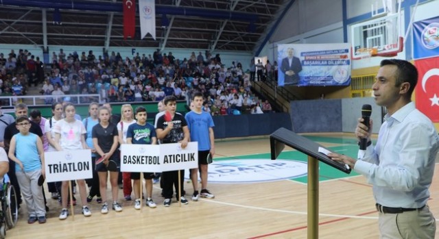 Sakarya İl Spor Merkezi açıldı