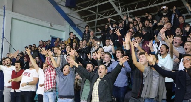 Sakarya Büyükşehir-Türk Telekom:93-80
