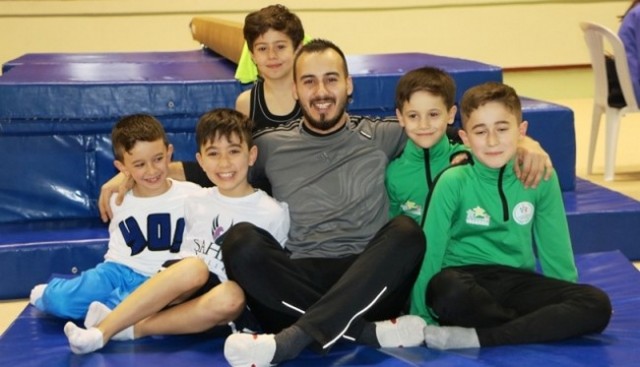 Minik Cimnastikçiler ödüllerini aldı