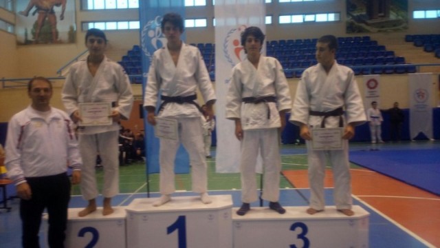 Sakarya Karması Yarı Final'de