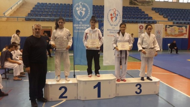 Sakarya Karması Yarı Final'de
