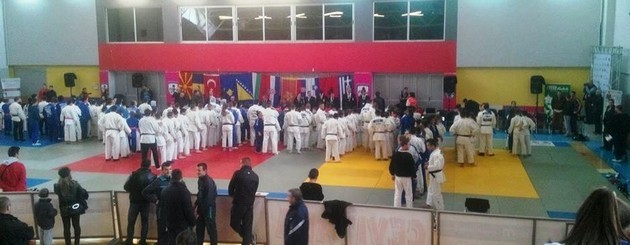 Judocular Makedonya'dan şampiyon döndü