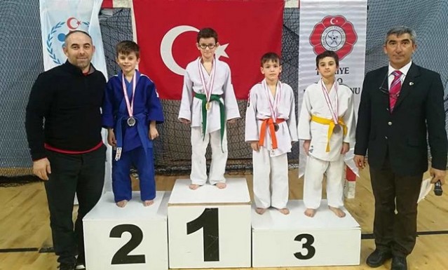 Judocularımız Zonguldak'tan mutlu döndü