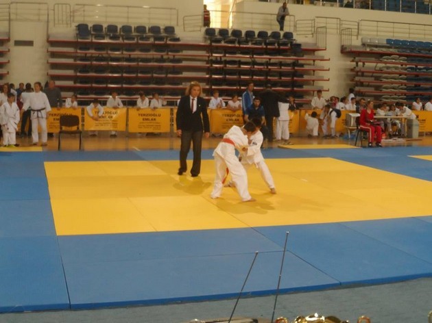 23 Nisan Judo Resitali !