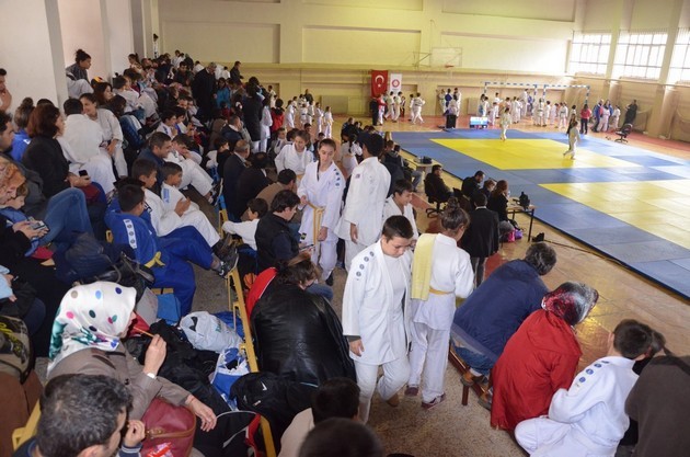 Judoda İller arası turnuva heyacanı yaşandı