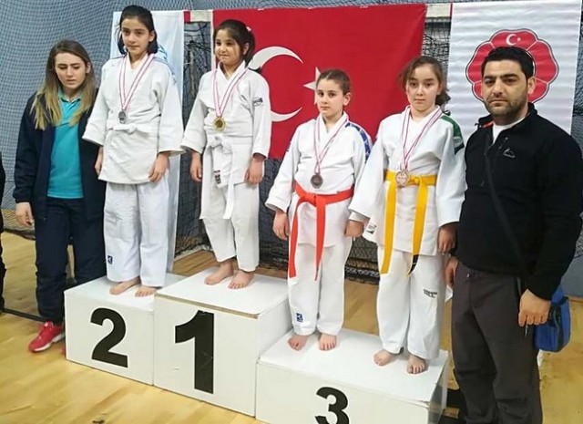 Judocularımız Zonguldak'tan mutlu döndü
