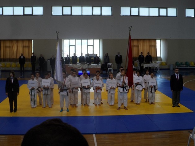 Judo’da bayanlar terfi etti!