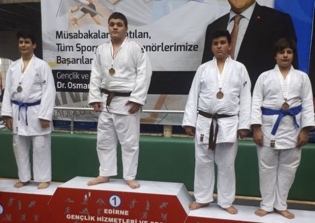 Judocular Yarı Finalde
