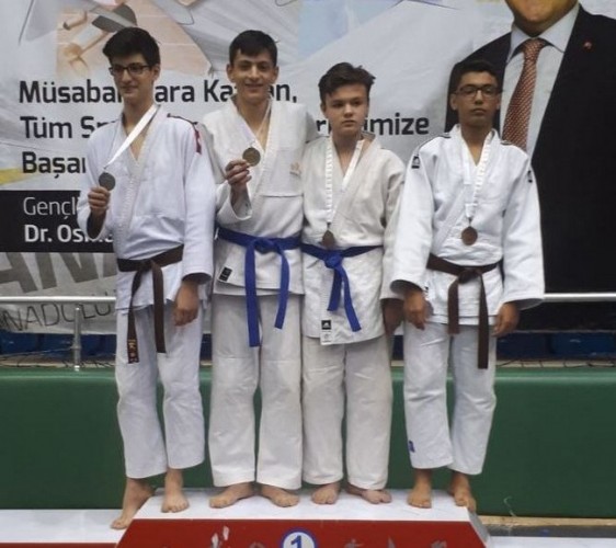 Judocular Yarı Finalde