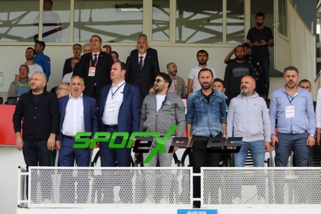 Kırşehir Belediyespor-Sakaryaspor maçı fotoğrafları