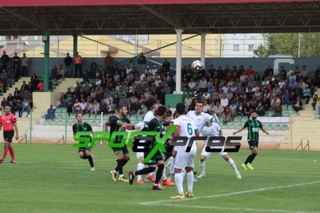 Kırşehir Belediyespor-Sakaryaspor maçı fotoğrafları