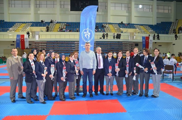 Dünya Kadınlar Günü Karate Turnuvası sona erdi