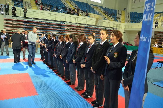 Dünya Kadınlar Günü Karate Turnuvası sona erdi