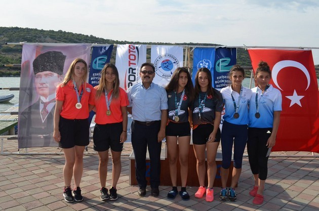 Sakaryalı Kanoculardan Tarihi Başarı