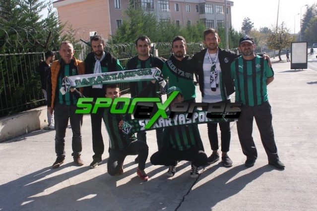 Karabükspor-Sakaryaspor maçı fotoğrafları