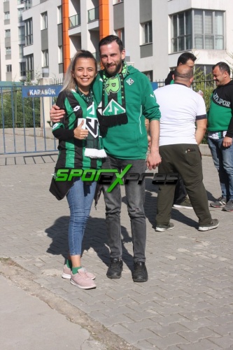 Karabükspor-Sakaryaspor maçı fotoğrafları