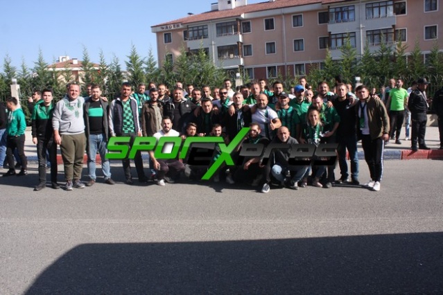Karabükspor-Sakaryaspor maçı fotoğrafları