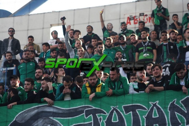 Karabükspor-Sakaryaspor maçı fotoğrafları