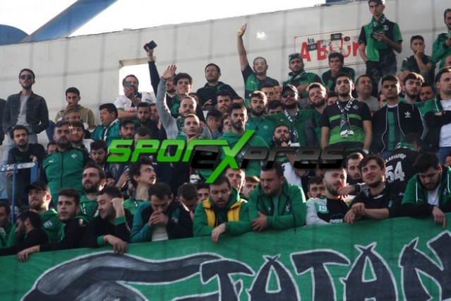Karabükspor-Sakaryaspor maçı fotoğrafları