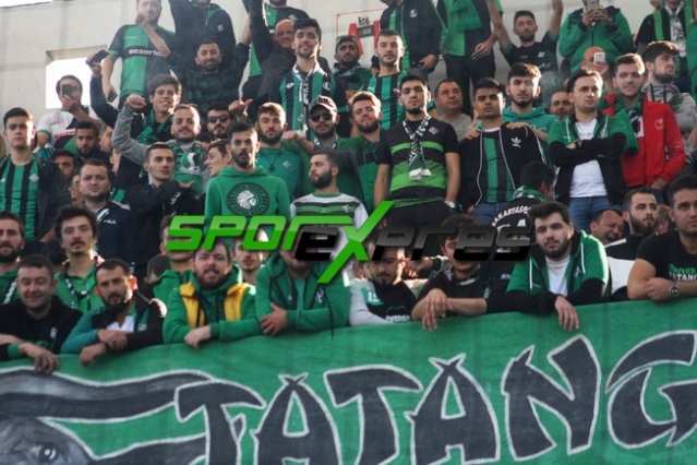 Karabükspor-Sakaryaspor maçı fotoğrafları