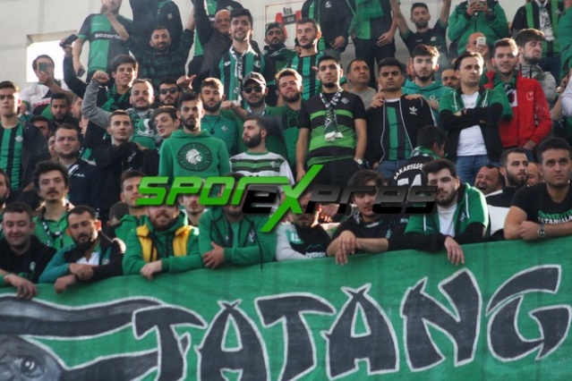Karabükspor-Sakaryaspor maçı fotoğrafları