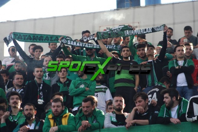 Karabükspor-Sakaryaspor maçı fotoğrafları