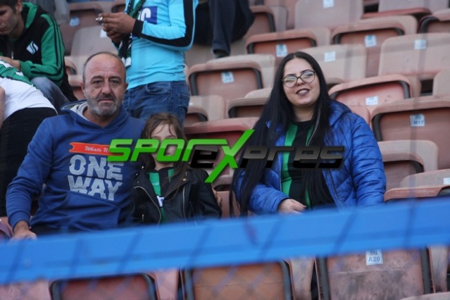 Karabükspor-Sakaryaspor maçı fotoğrafları