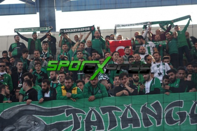 Karabükspor-Sakaryaspor maçı fotoğrafları