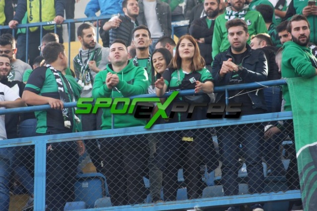 Karabükspor-Sakaryaspor maçı fotoğrafları
