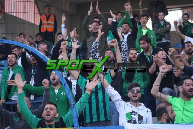 Karabükspor-Sakaryaspor maçı fotoğrafları