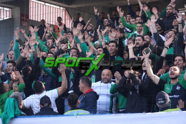 Karabükspor-Sakaryaspor maçı fotoğrafları