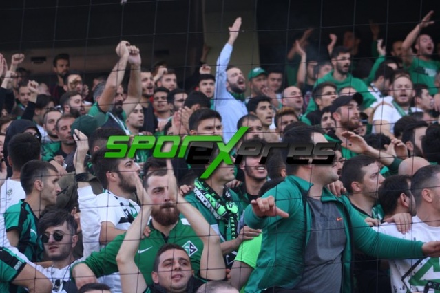 Karabükspor-Sakaryaspor maçı fotoğrafları
